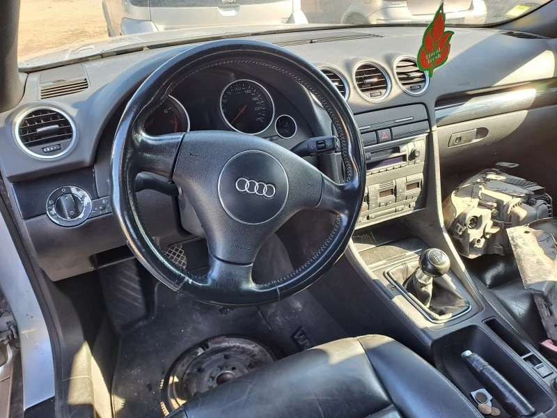 Audi A4 1.8 Бенз.турбо кабриолет, снимка 6 - Автомобили и джипове - 39625718