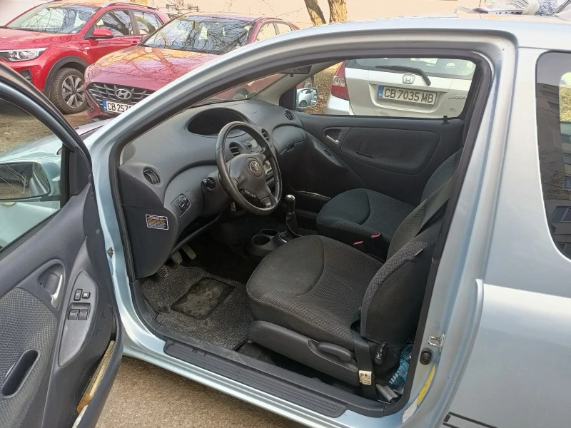 Toyota Yaris Хечбек, снимка 7 - Автомобили и джипове - 46380656