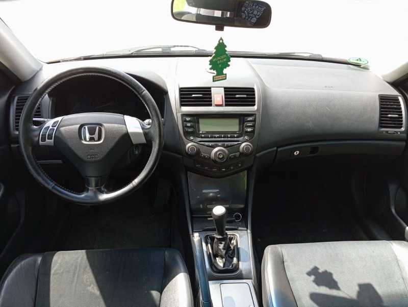 Honda Accord 2000, снимка 8 - Автомобили и джипове - 46245995