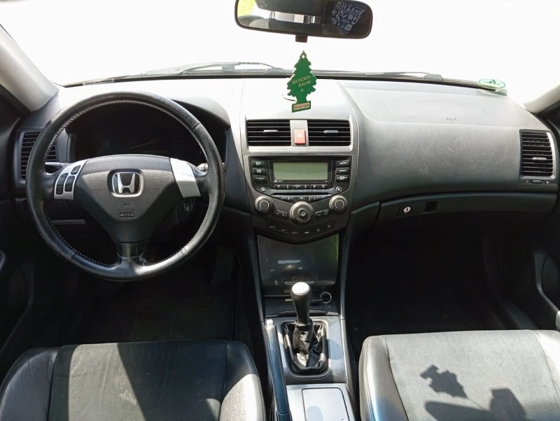 Honda Accord 2000, снимка 8 - Автомобили и джипове - 46245995