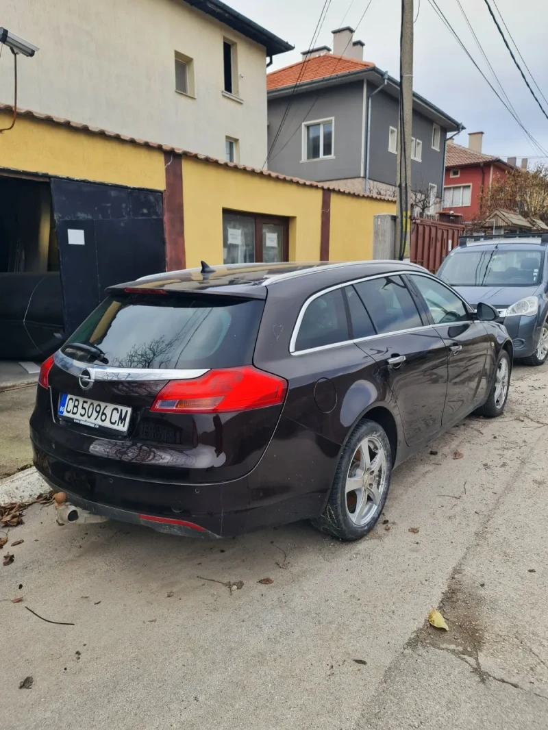 Opel Insignia 2.0 CDTI SPORTS TOURER, снимка 4 - Автомобили и джипове - 48330678