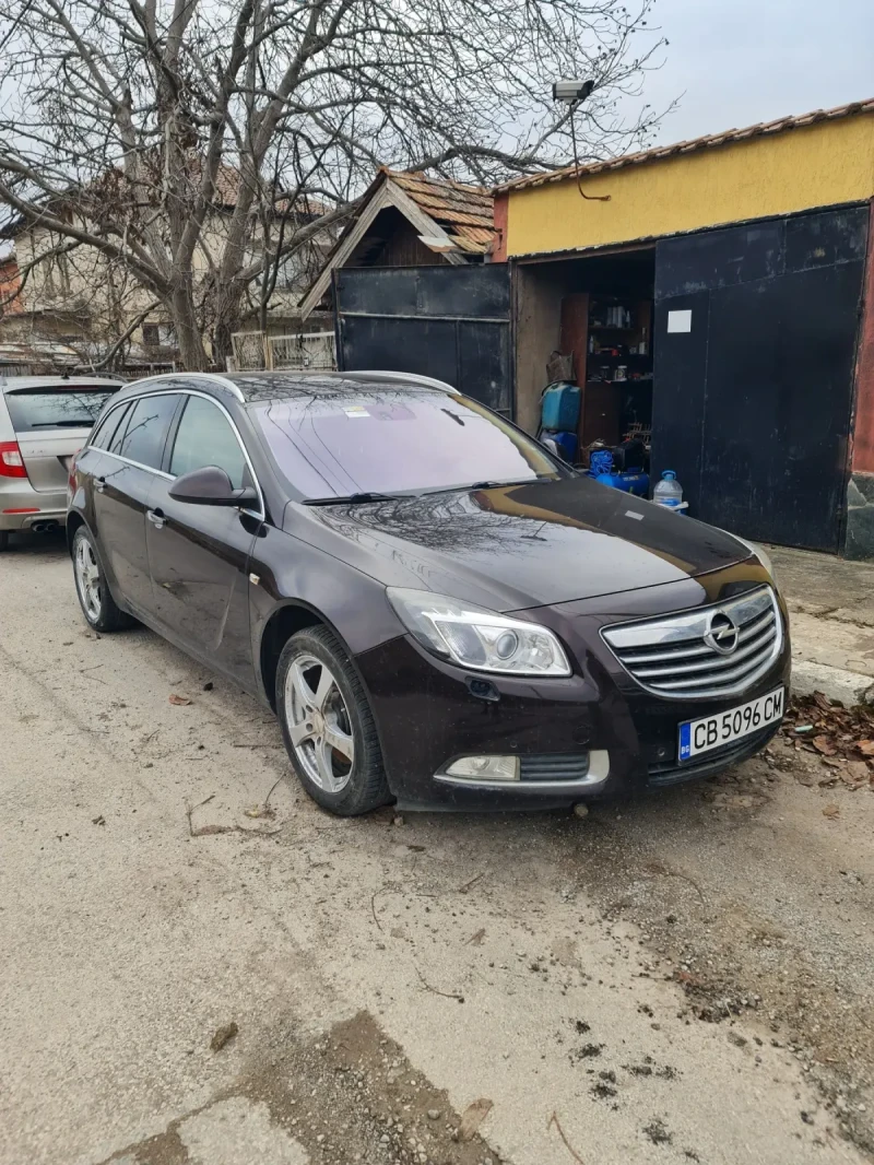 Opel Insignia 2.0 CDTI SPORTS TOURER, снимка 2 - Автомобили и джипове - 48330678