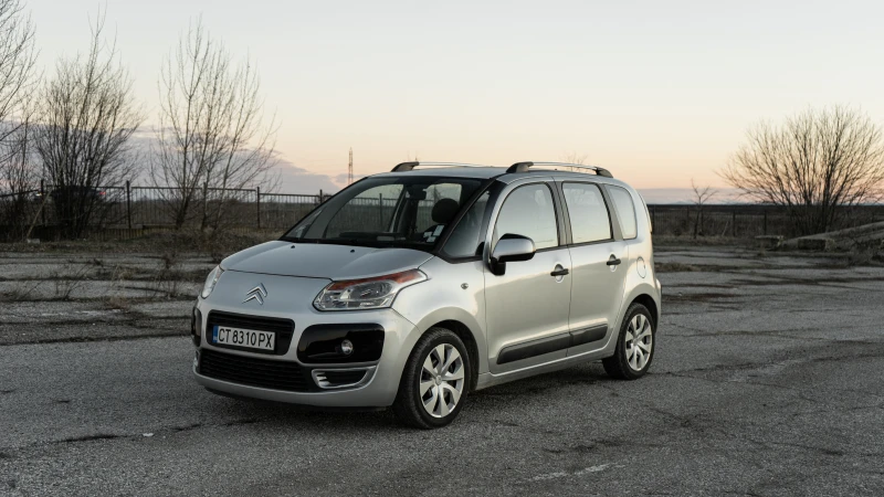 Citroen C3 Picasso 1.4 VTi, снимка 2 - Автомобили и джипове - 48902338