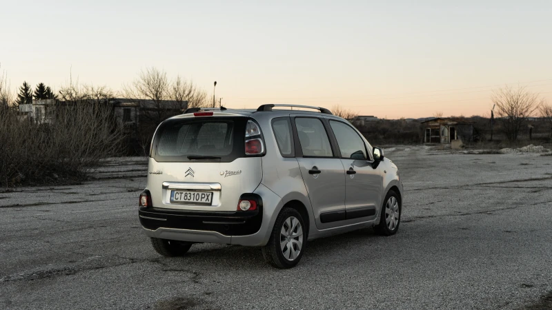 Citroen C3 Picasso 1.4 VTi, снимка 4 - Автомобили и джипове - 48902338