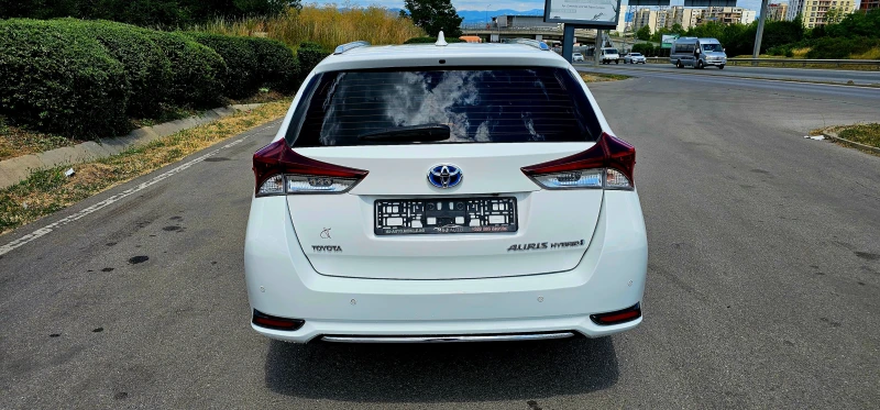 Toyota Auris 1.8   ХИБРИД, снимка 5 - Автомобили и джипове - 50818802