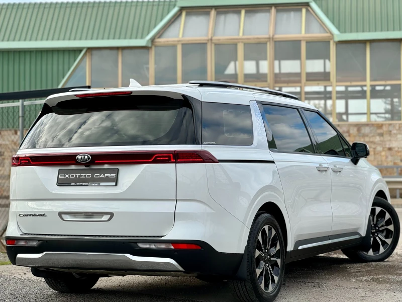 Kia Carnival 2.2 CRDi ! 8+ 1 ! Noblesse !, снимка 4 - Автомобили и джипове - 52335163