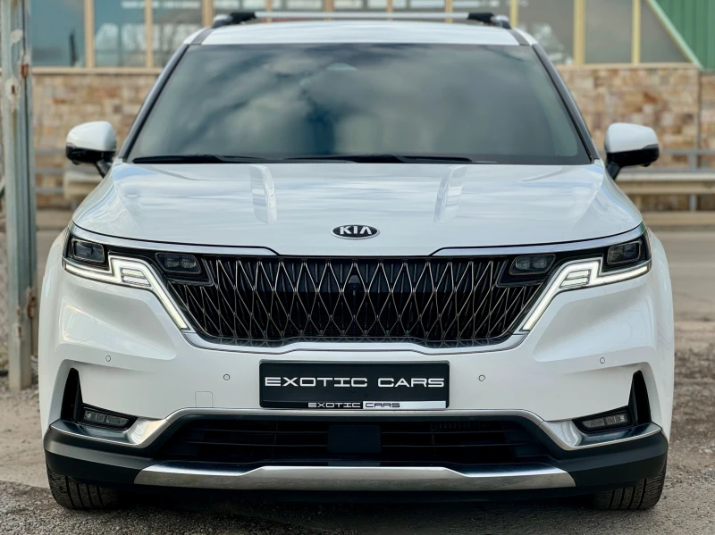 Kia Carnival 2.2 CRDi ! 8+ 1 ! Noblesse !, снимка 2 - Автомобили и джипове - 52335163