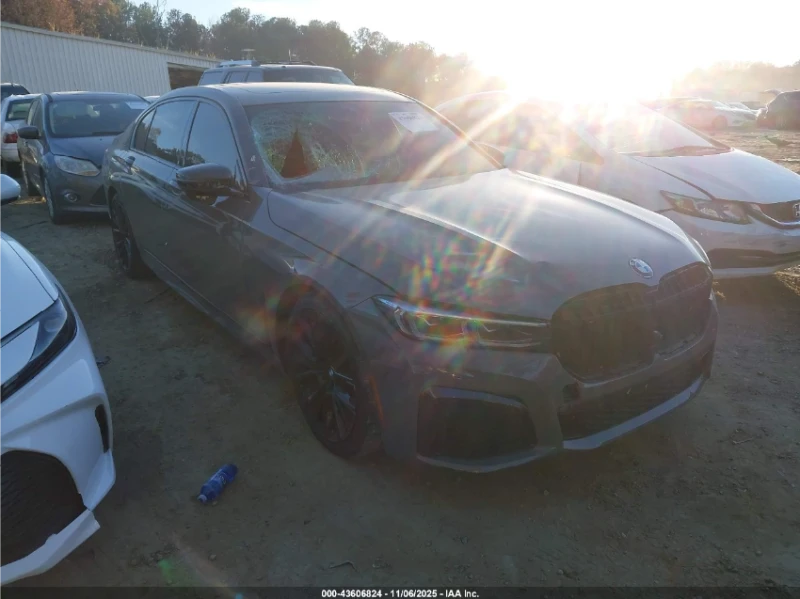 BMW 740 I / LONG / M-PACK / 360 / ОБДУХВАНЕ , снимка 3 - Автомобили и джипове - 52839381