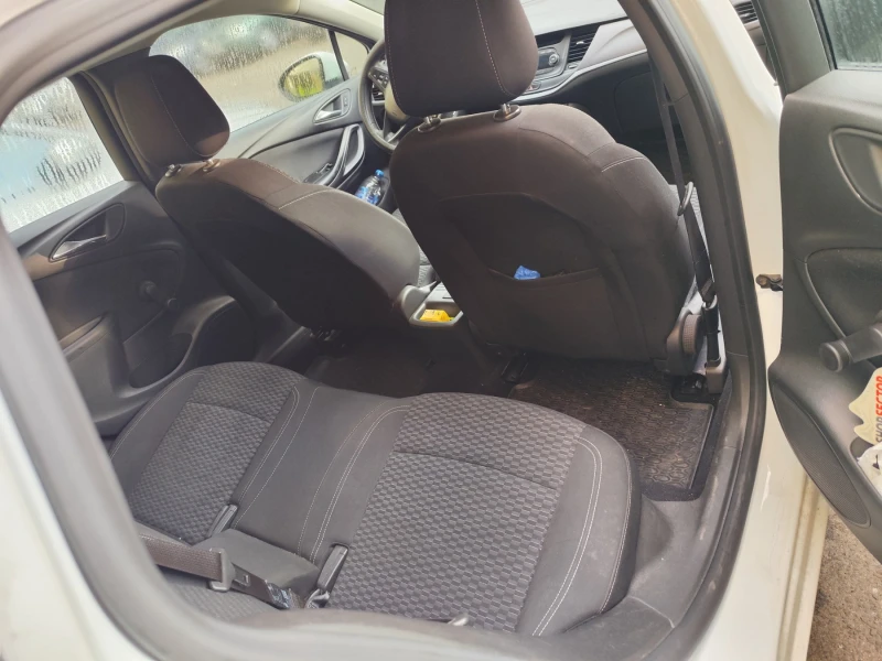 Opel Astra 1.6, снимка 7 - Автомобили и джипове - 52968007