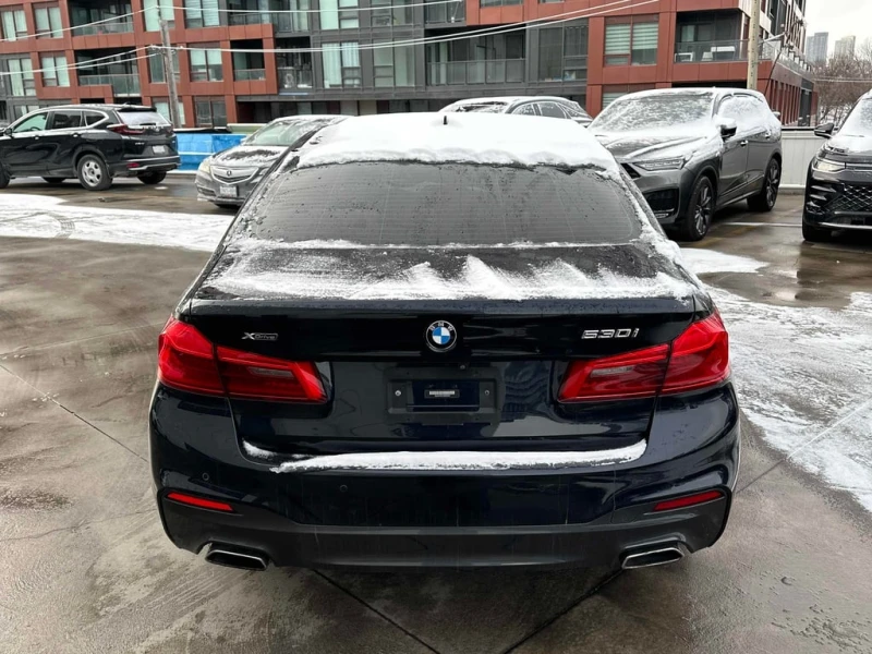 BMW 530 530i xDrive  CARFAX, снимка 13 - Автомобили и джипове - 53245009