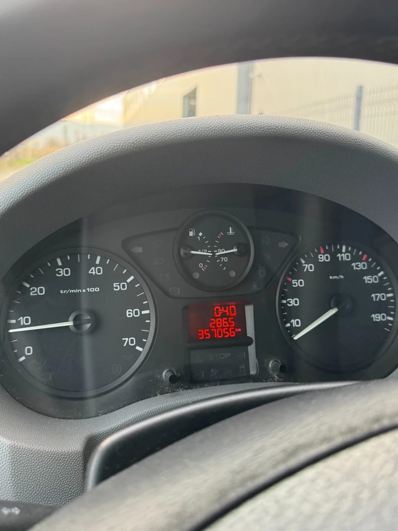 Fiat Scudo 2.0 HDI, снимка 12 - Автомобили и джипове - 53524923