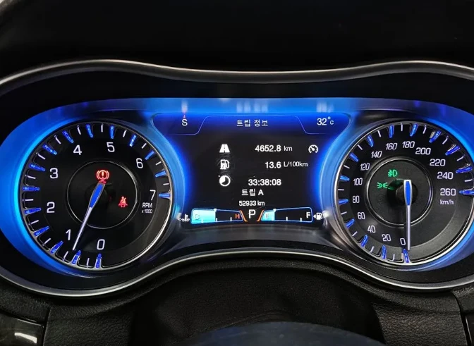 Chrysler 300c 3.6 - изображение 8