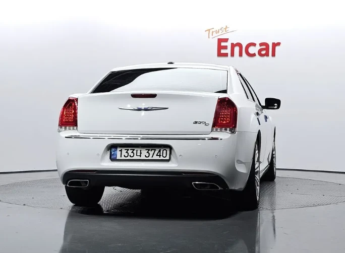 Chrysler 300c 3.6 - изображение 4