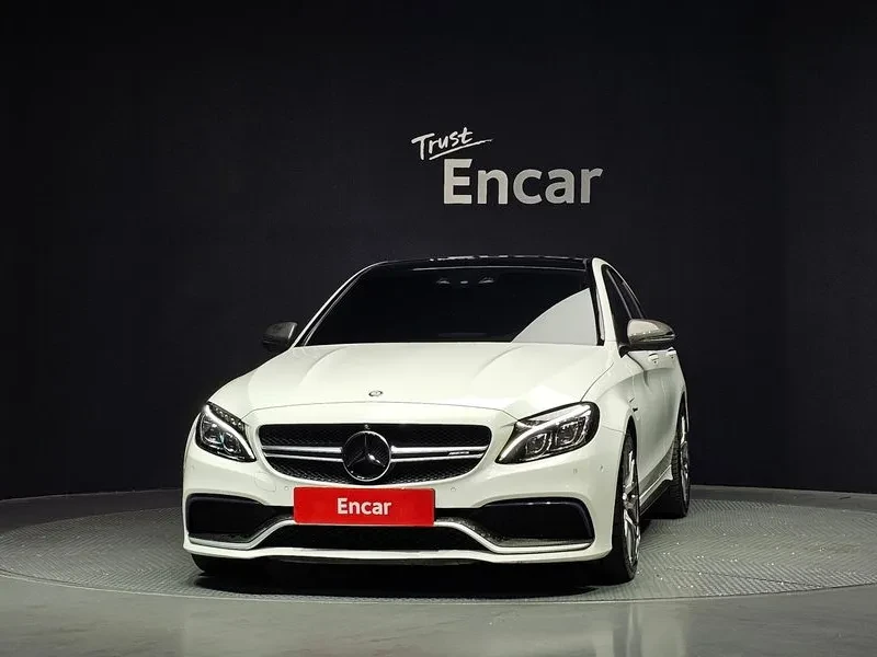 Mercedes-Benz C 63 AMG, снимка 3 - Автомобили и джипове - 55137479