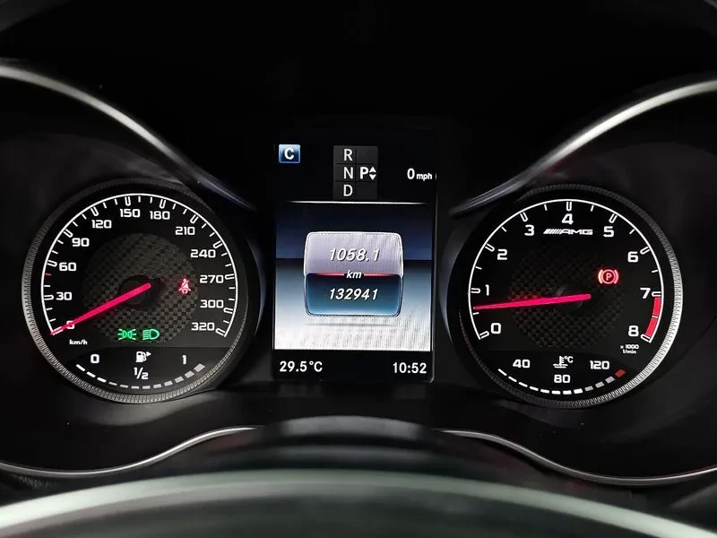 Mercedes-Benz C 63 AMG, снимка 8 - Автомобили и джипове - 55137479