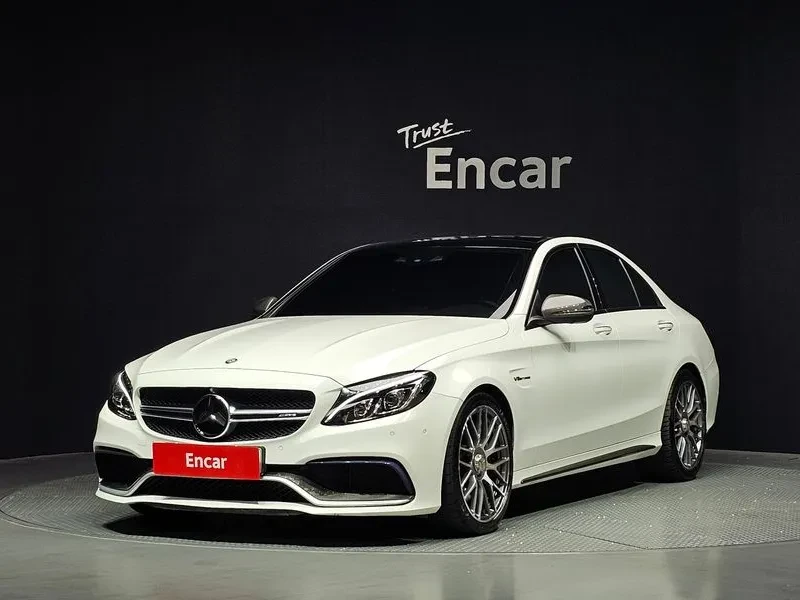 Mercedes-Benz C 63 AMG