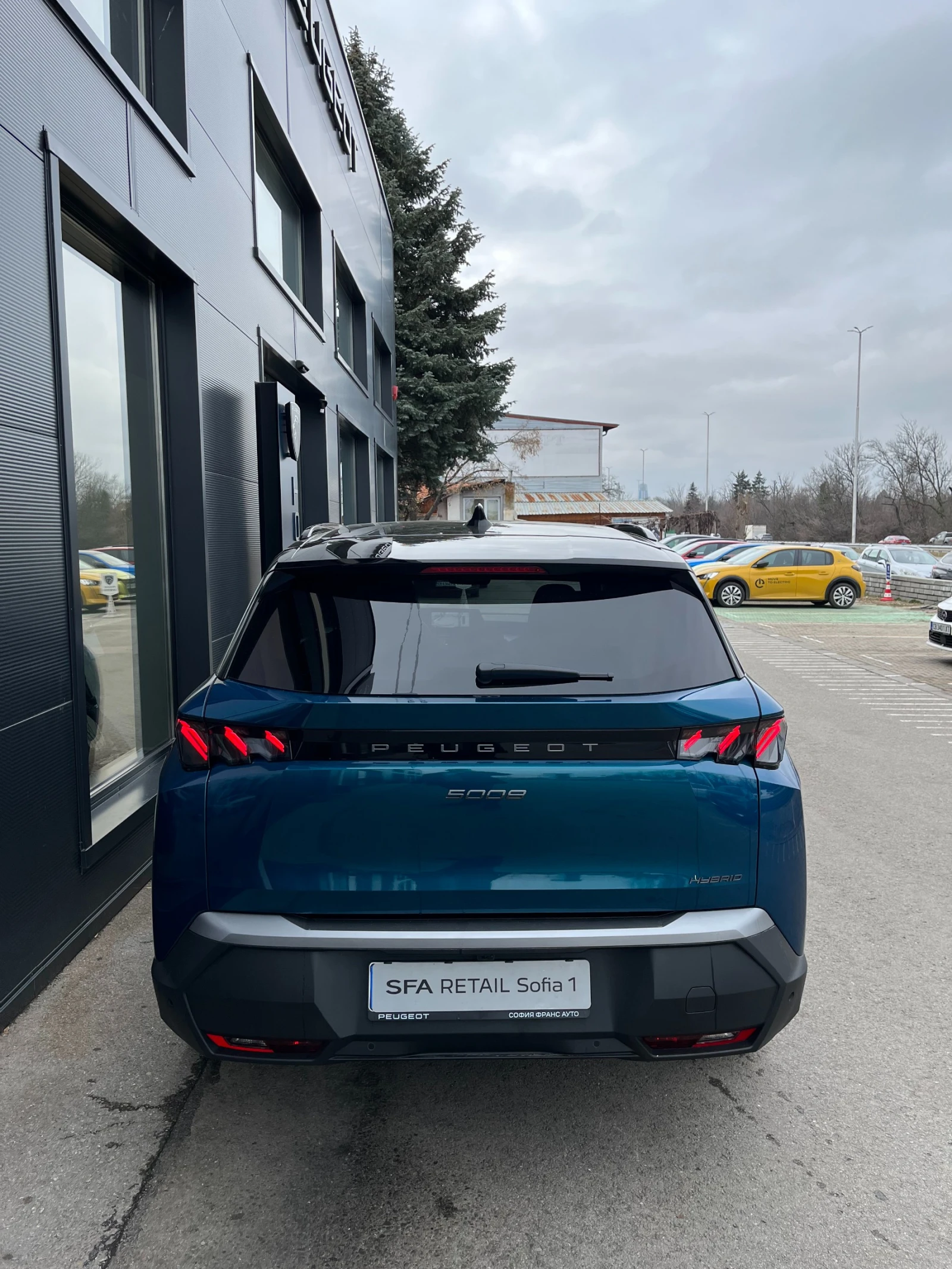 Peugeot 5008 GT 1.2 PureTech 136 HYBRID 48V e-DCS6 EURO 6.4 - изображение 8