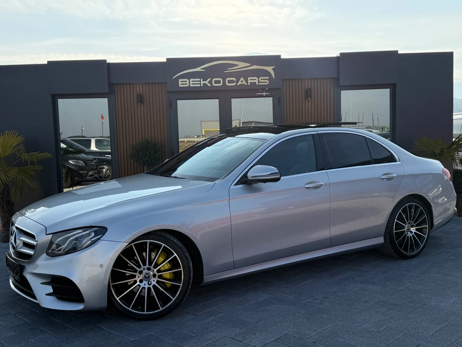 Mercedes-Benz E 220 220//AMG-PACK///   ! | Mobile.bg   1
