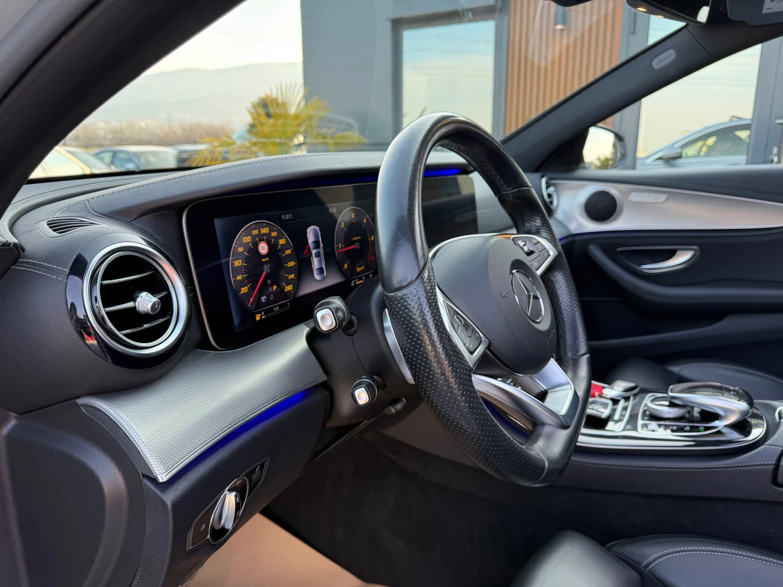 Mercedes-Benz E 220 220//AMG-PACK///   ! | Mobile.bg   14