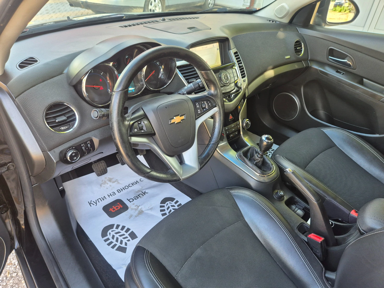 Chevrolet Cruze 1.7, NAVI, KOJA, KAMERA - изображение 9