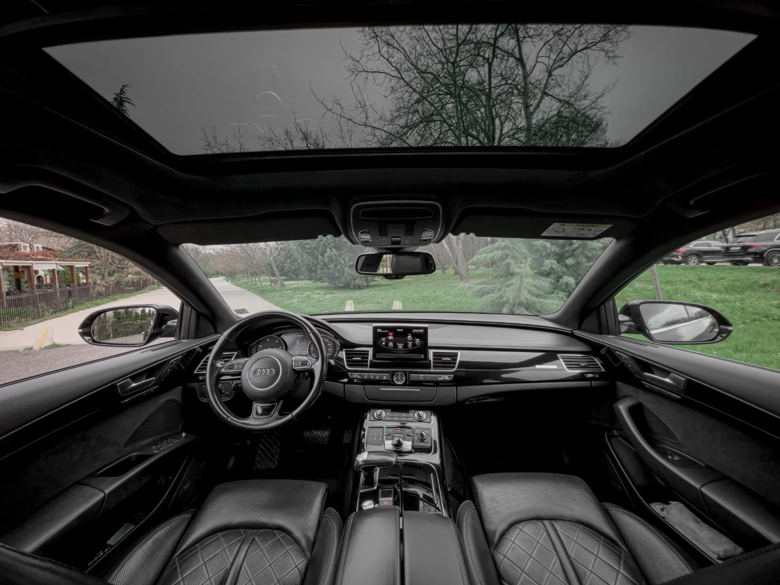 Audi A8 3.0TDI 262к.сMATRIX/KylessGO/ KAMERA/ШИБЕДАХ/BOSE/, снимка 7 - Автомобили и джипове - 54202345