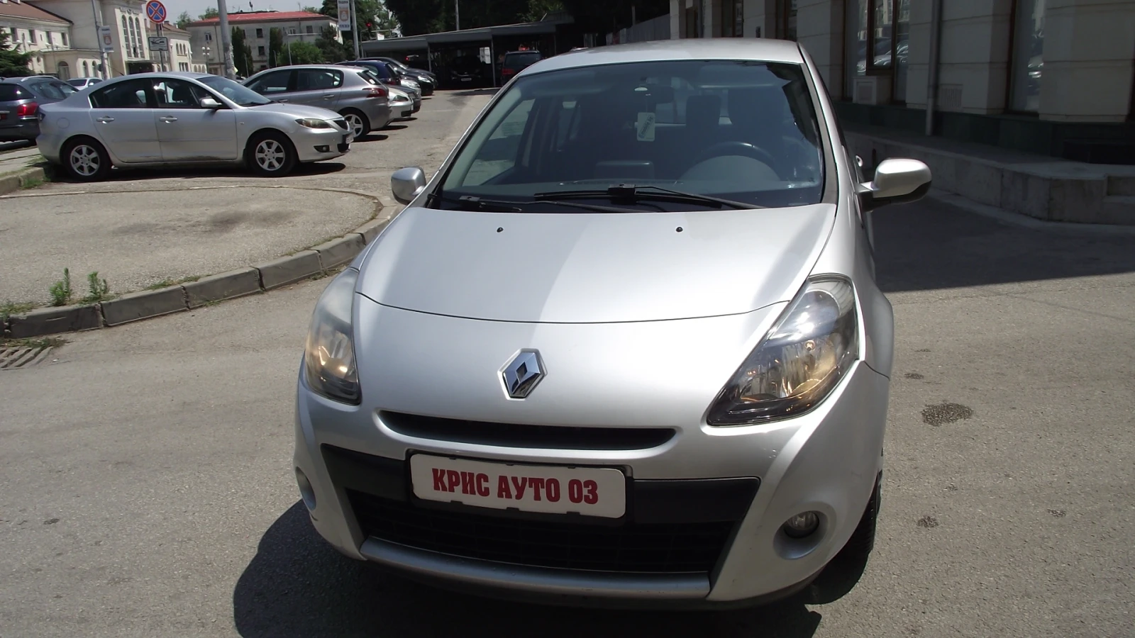 Renault Clio 1.4.i.75.k.c.5.100 km.НОВА - изображение 7