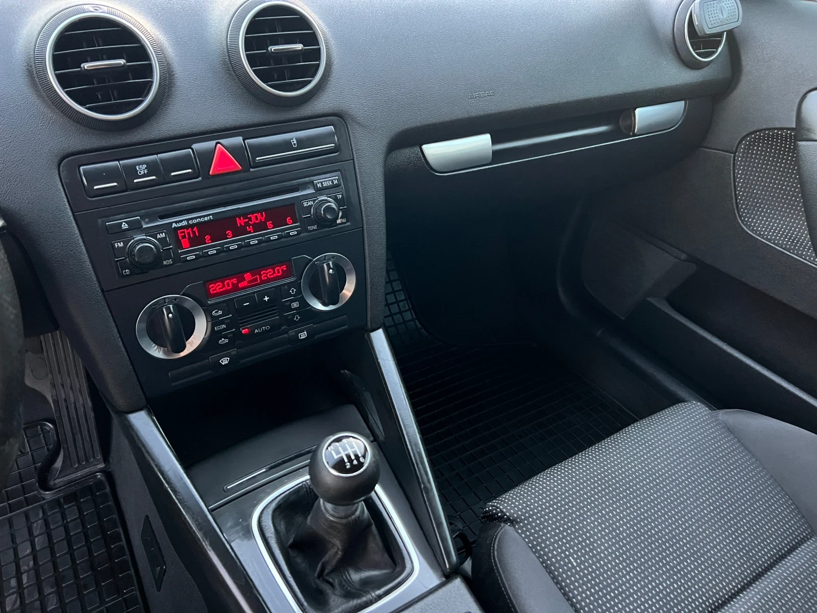 Audi A3 S-line-2.0TDI-140../6./ /  | Mobile.bg   12