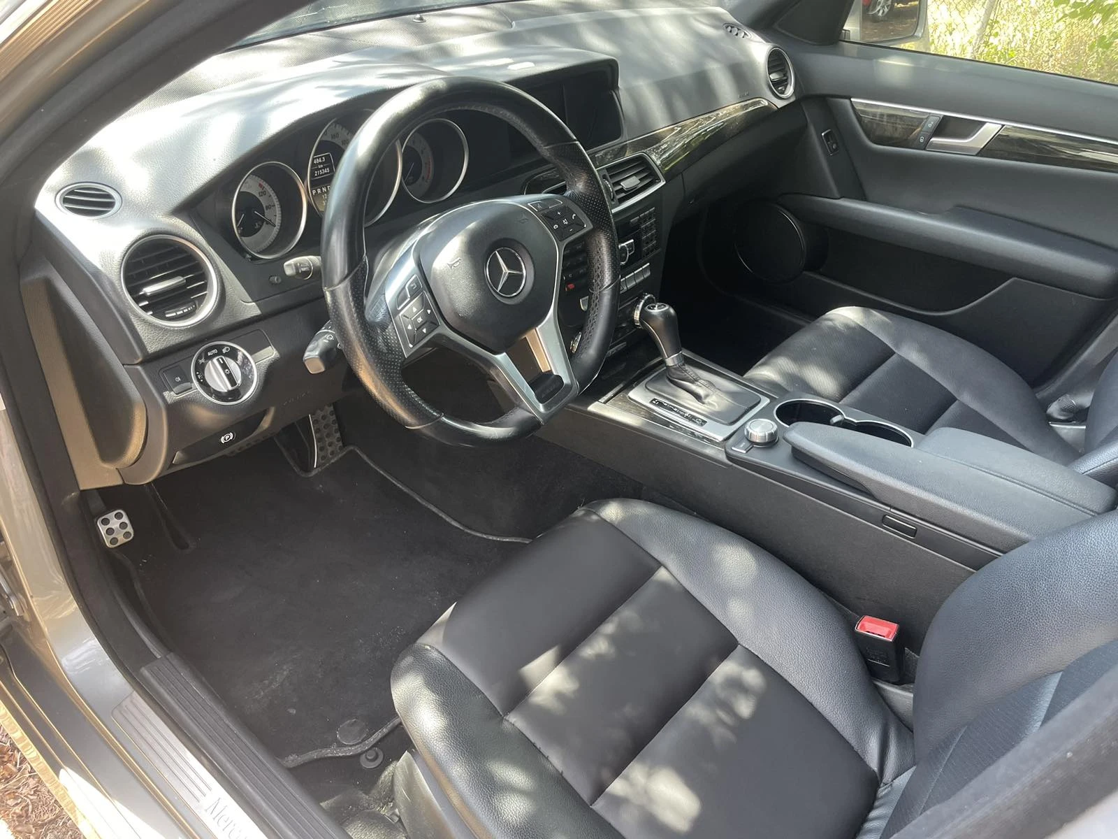 Mercedes-Benz C 300 3.0 V6 4Matik - изображение 8