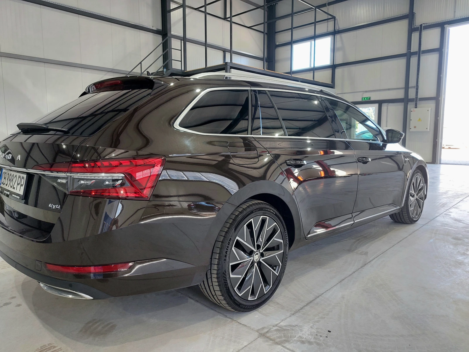 Skoda Superb 2.0 TDI 4X4 L&K | Mobile.bg   8