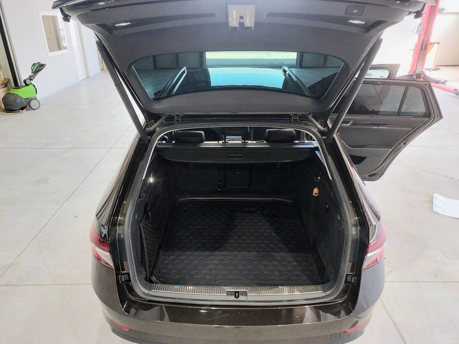 Skoda Superb 2.0 TDI 4X4 L&K | Mobile.bg   13