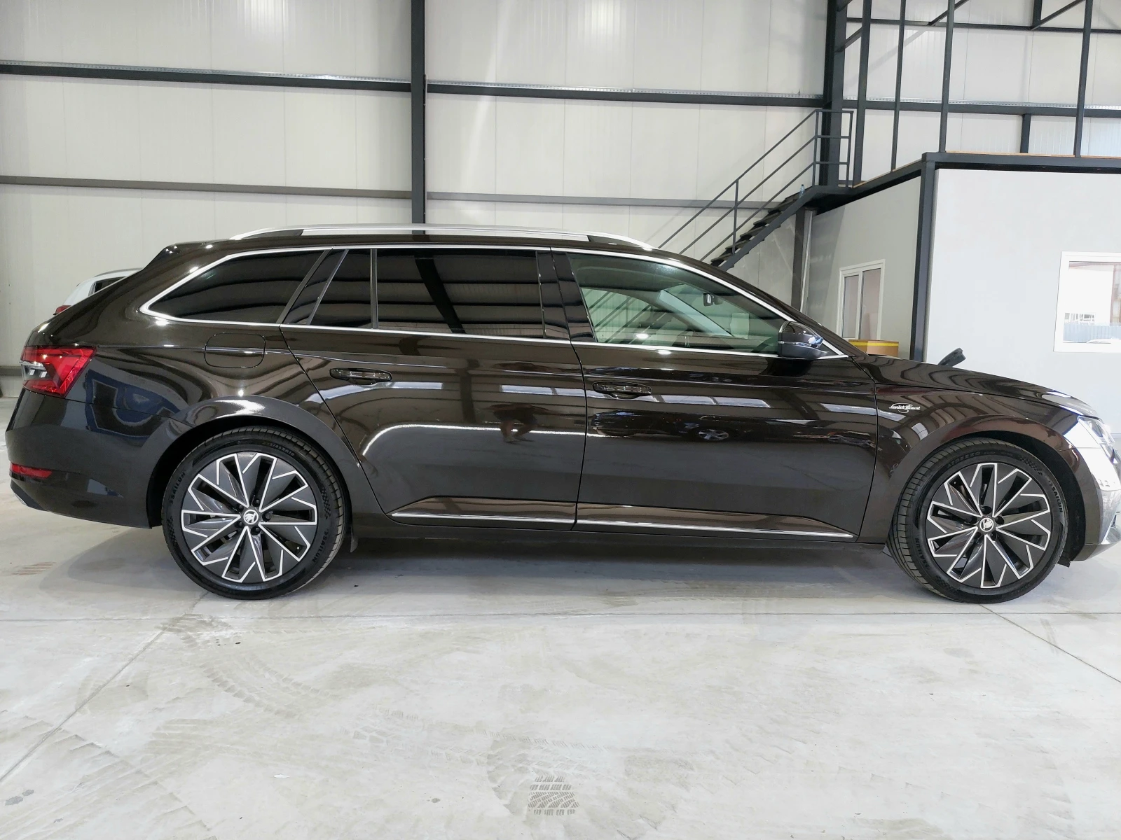 Skoda Superb 2.0 TDI 4X4 L&K | Mobile.bg   4