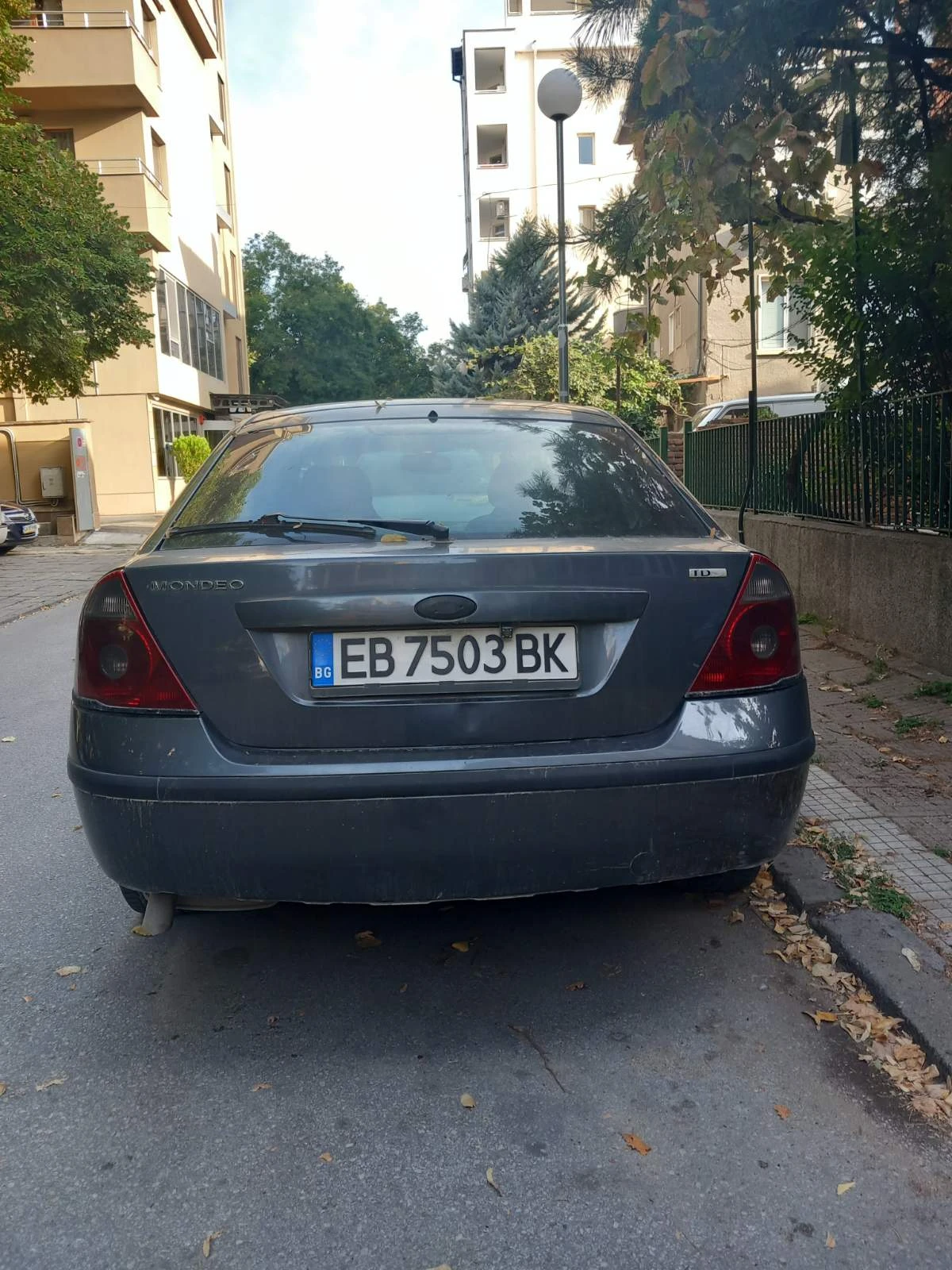 Ford Mondeo Ghia - изображение 4