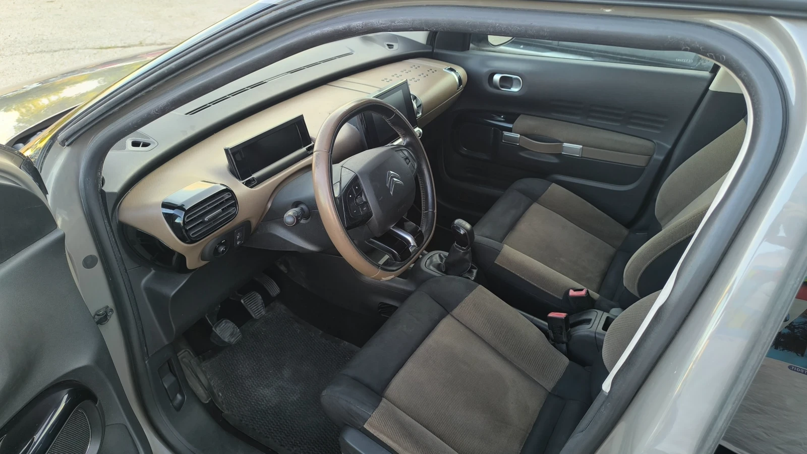 Citroen C4 Cactus 1.6 HDI - изображение 7