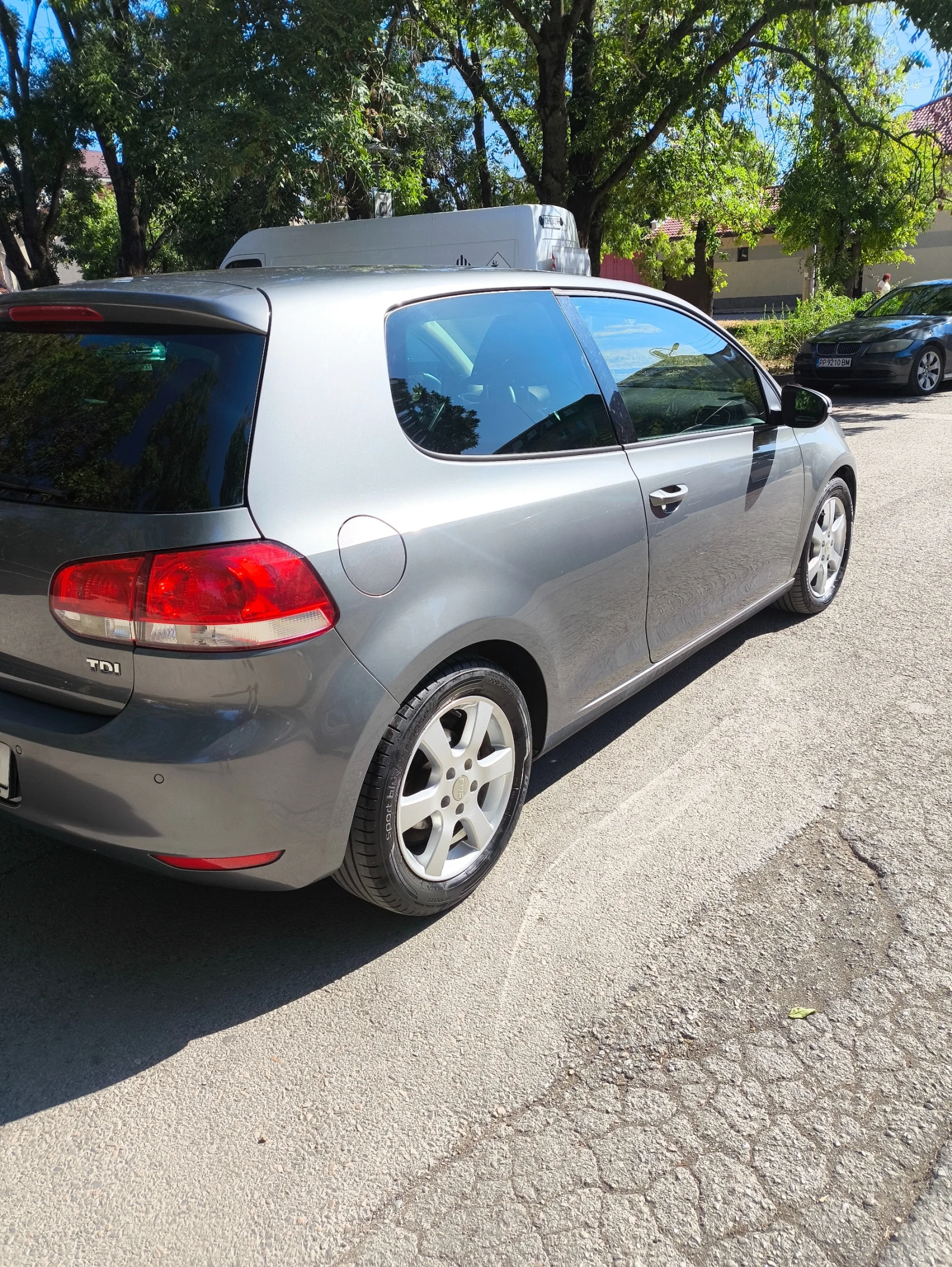 VW Golf 2.0  | Mobile.bg   4