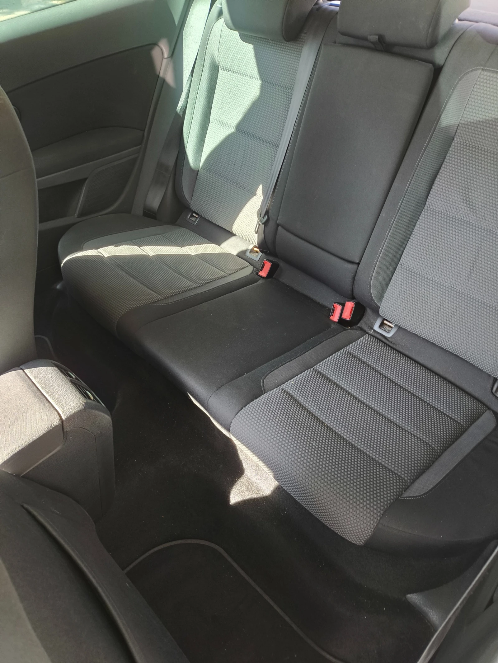 VW Golf 2.0  | Mobile.bg   8