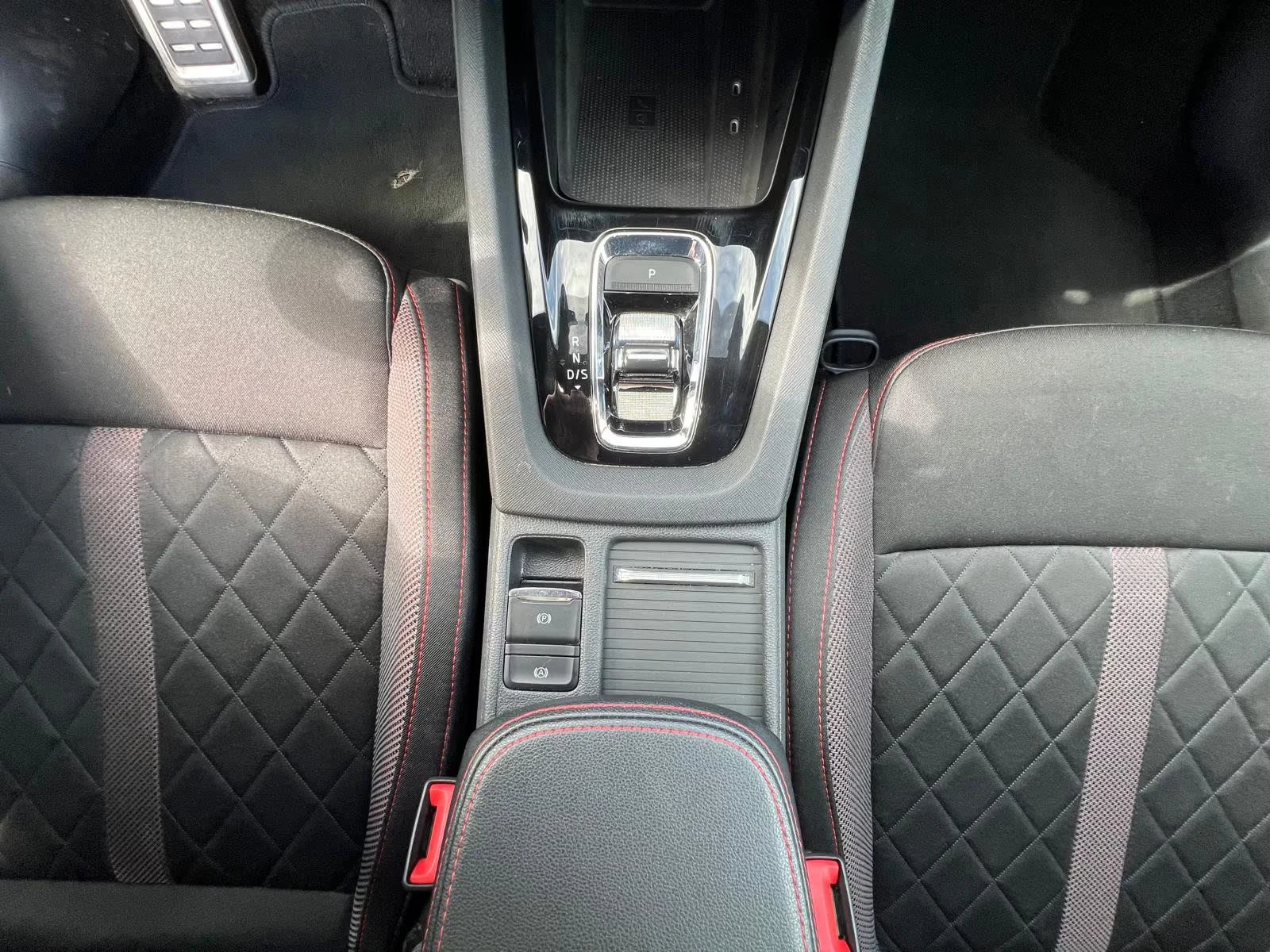 Skoda Octavia vRS/200HP/LIM./MATRIX/HUD/ACC/BSA/KLESS/CPLAY/839f | Mobile.bg   11