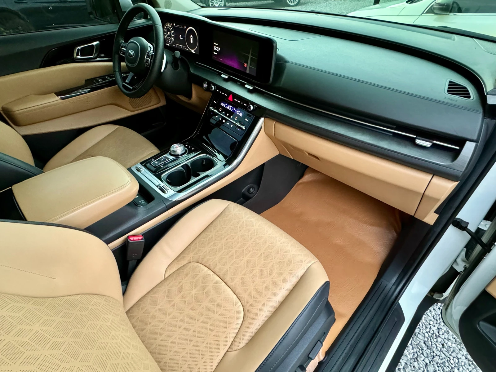 Kia Carnival 2.2 CRDi ! 8+ 1 ! Noblesse ! | Mobile.bg   11