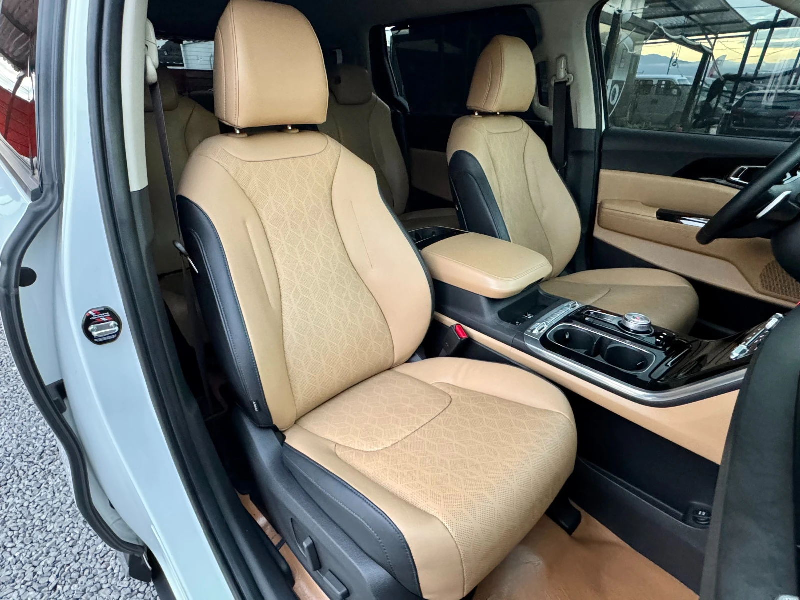 Kia Carnival 2.2 CRDi ! 8+ 1 ! Noblesse ! - изображение 10