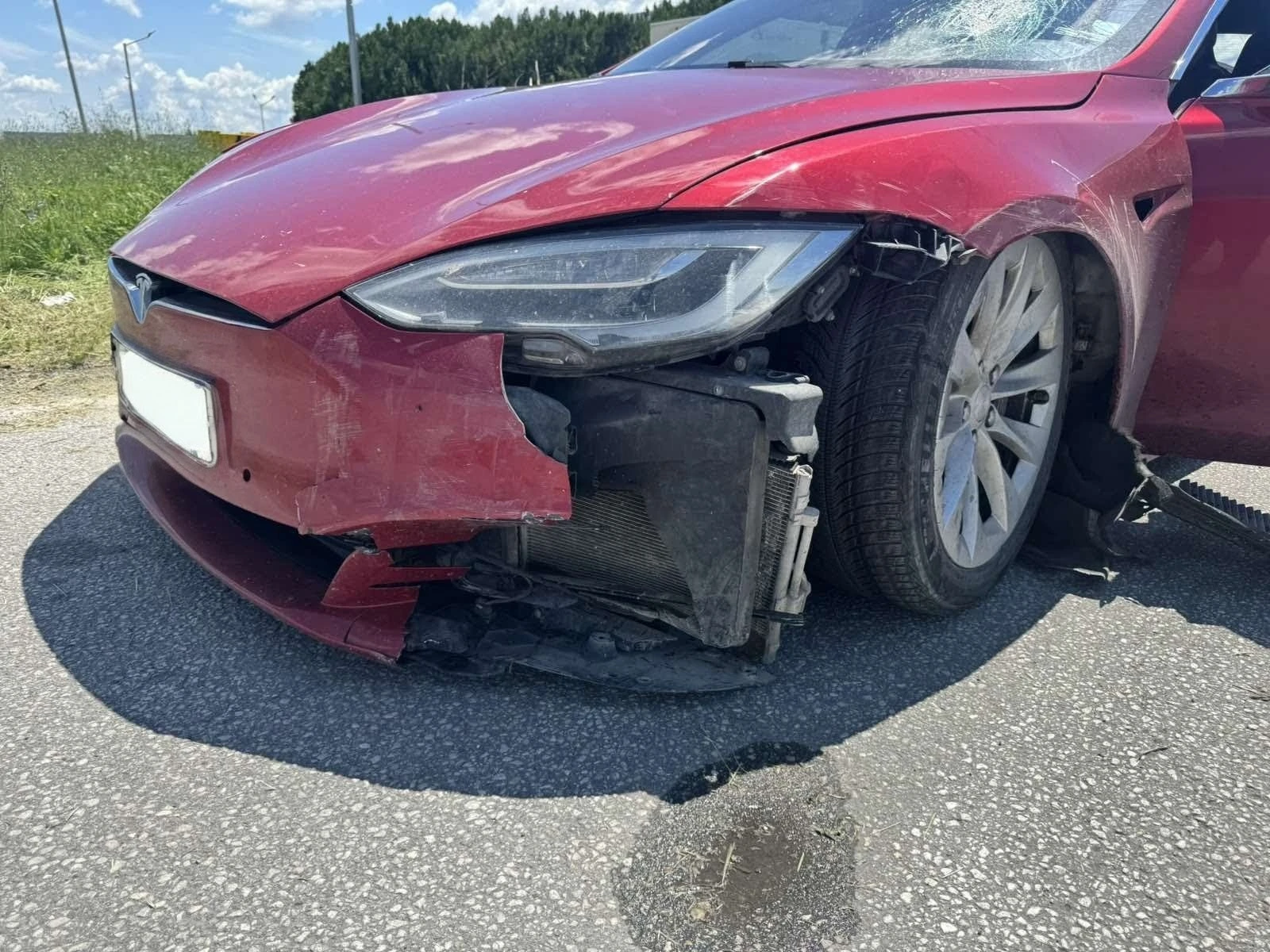 Tesla Model S | Mobile.bg   16