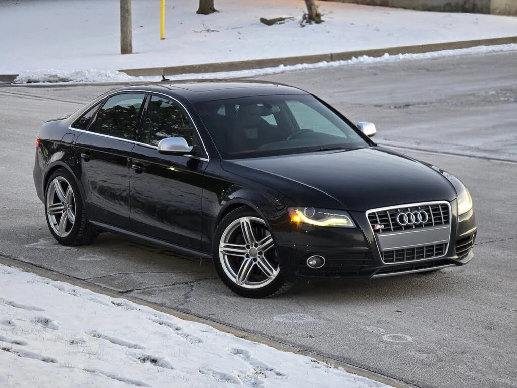 Audi S4 * АВТО КРЕДИТ* ЦЕНА ДО БГ * СЕРВИЗНА ИСТОРИЯ *  - изображение 3