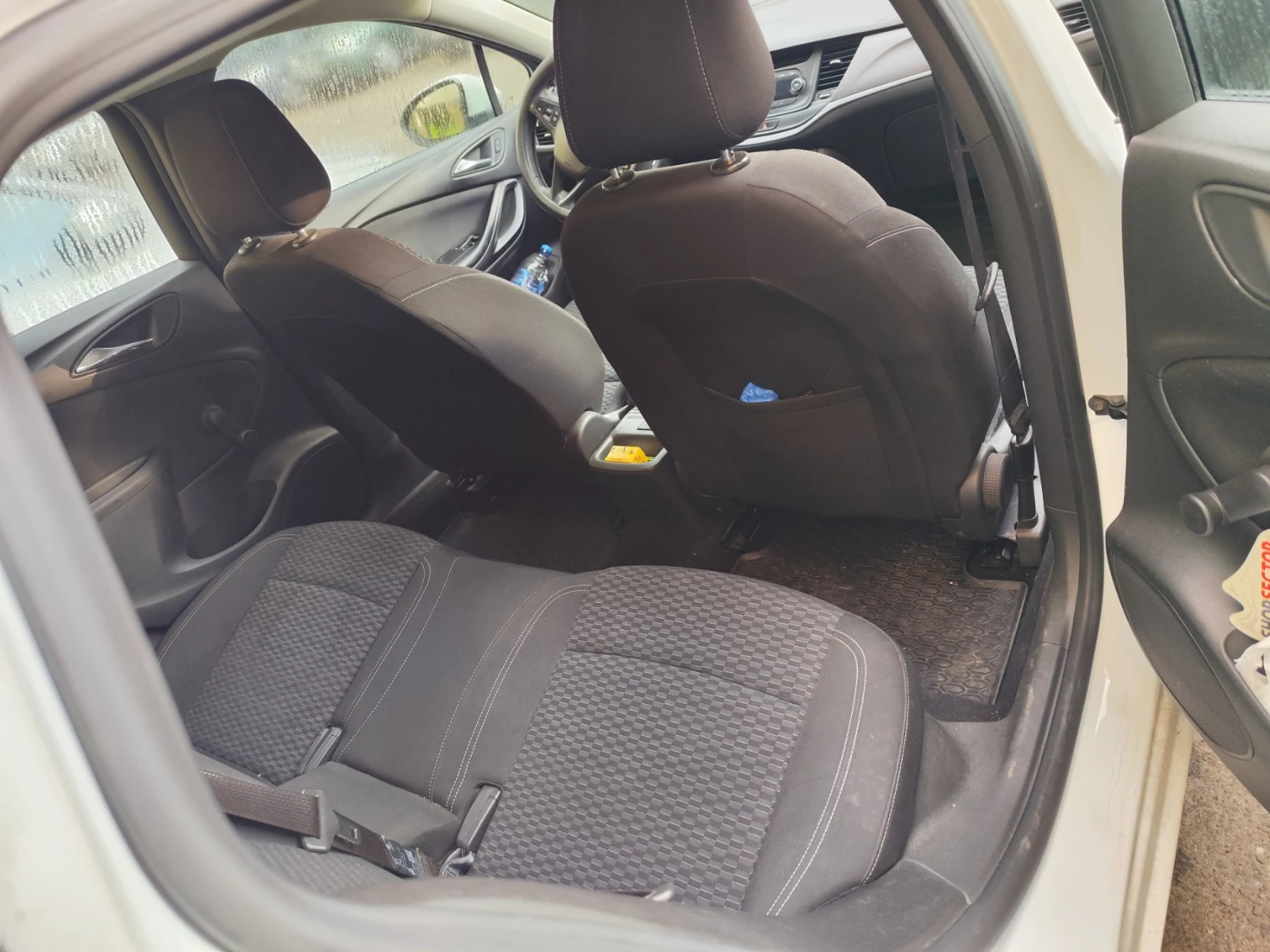 Opel Astra 1.6 - изображение 7