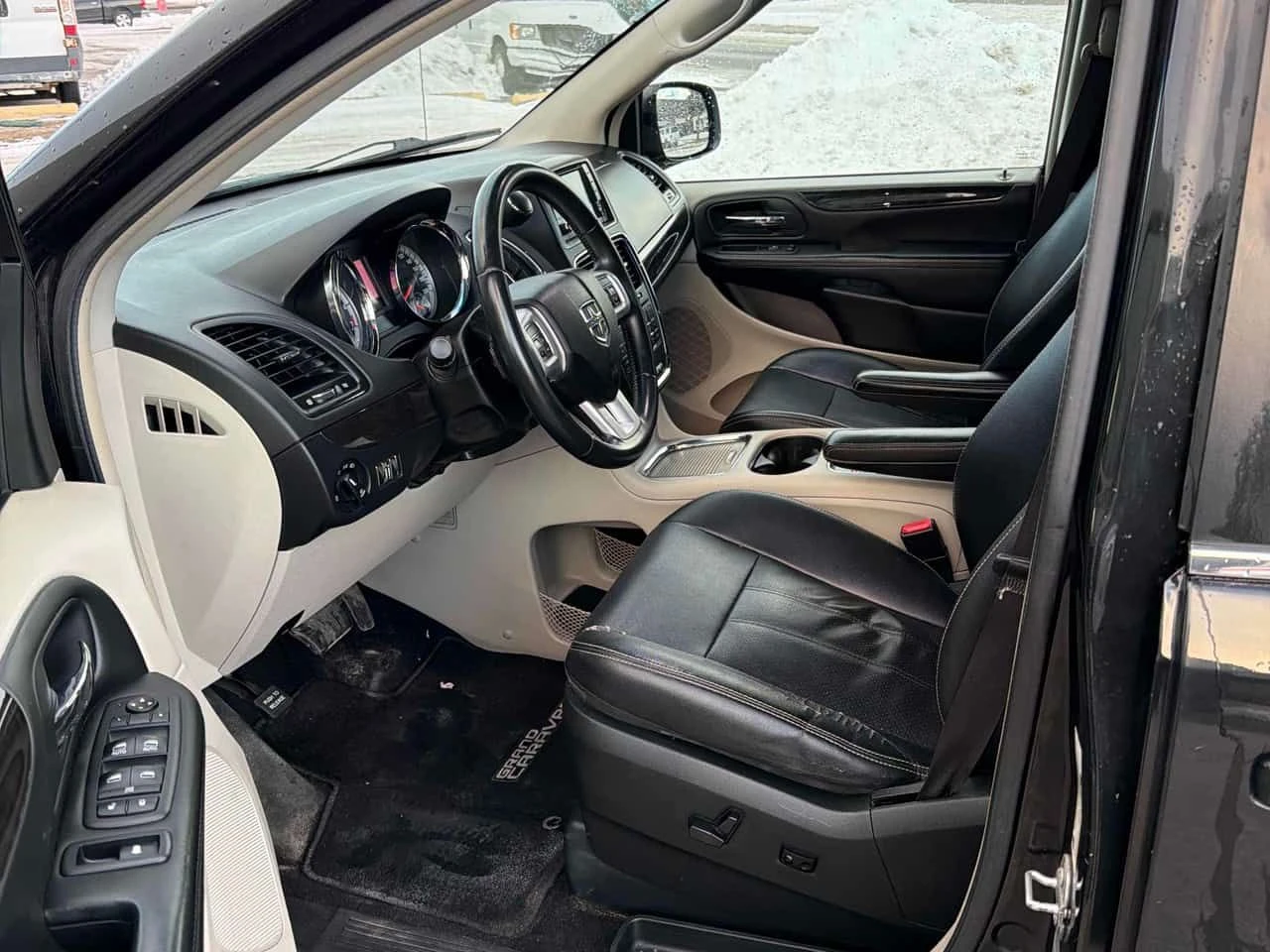 Dodge Caravan * Crew Plus * ALPINE* KEYLESS* ПОДГРЕВ*  - изображение 5