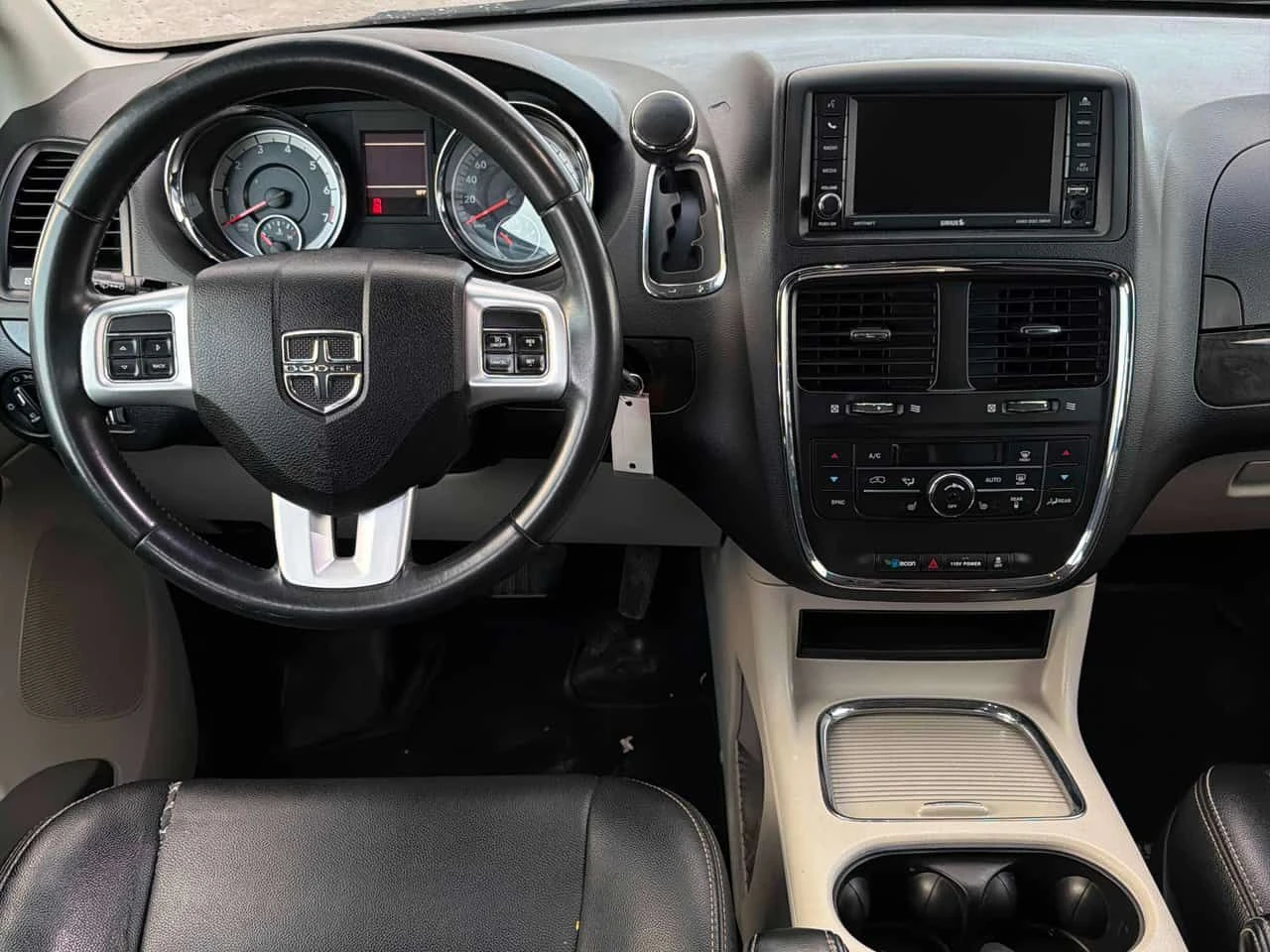 Dodge Caravan * Crew Plus * ALPINE* KEYLESS* ПОДГРЕВ*  - изображение 9