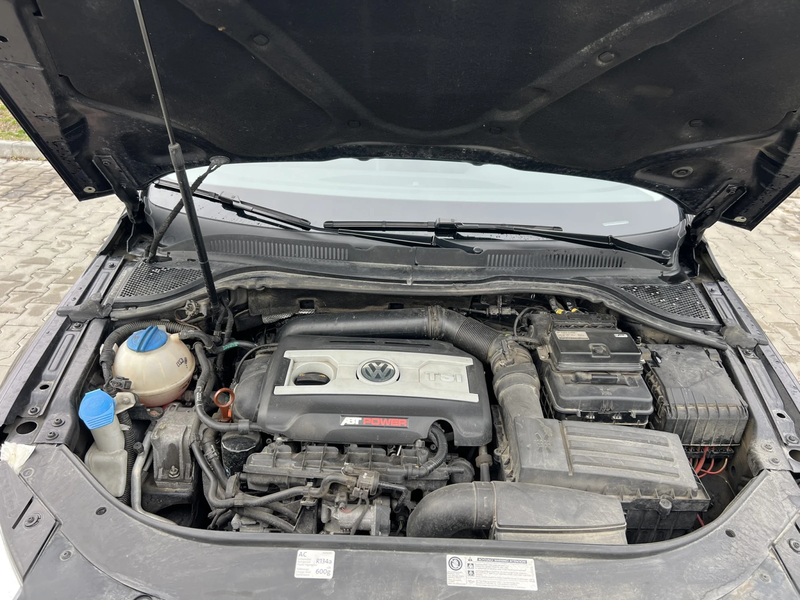 VW CC 2.0, снимка 10 - Автомобили и джипове - 53748304