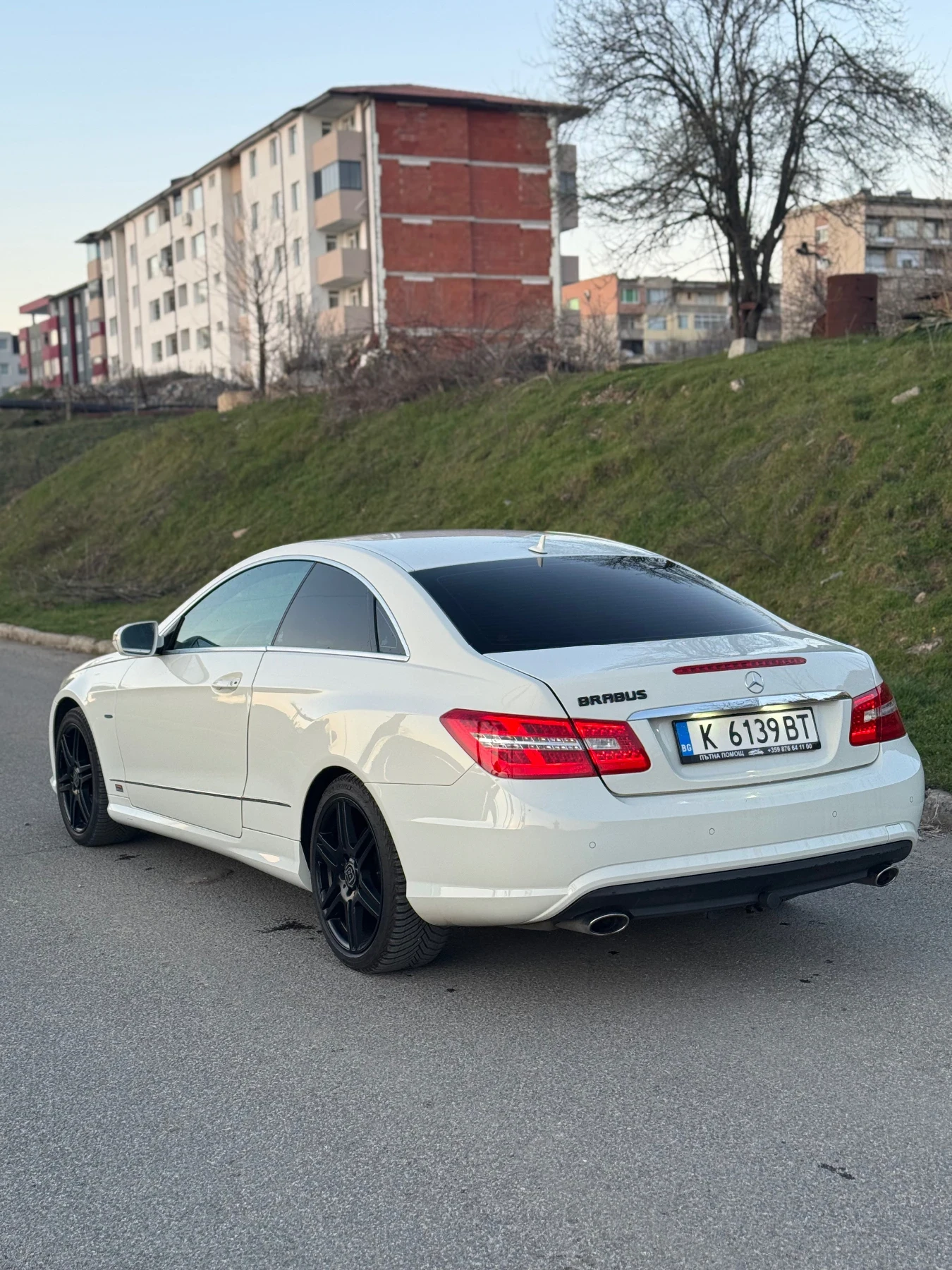 Mercedes-Benz E 350 Mercedes Benz E 350 AMG Coupe, снимка 7 - Автомобили и джипове - 53787030