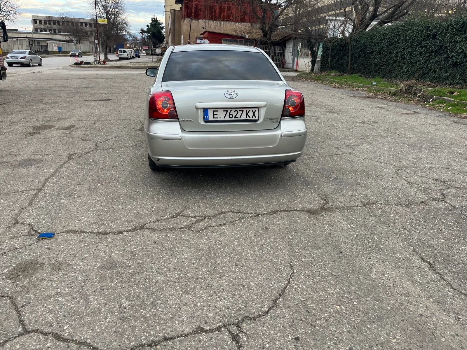 Toyota Avensis D4d Fase Lift, снимка 5 - Автомобили и джипове - 53851444