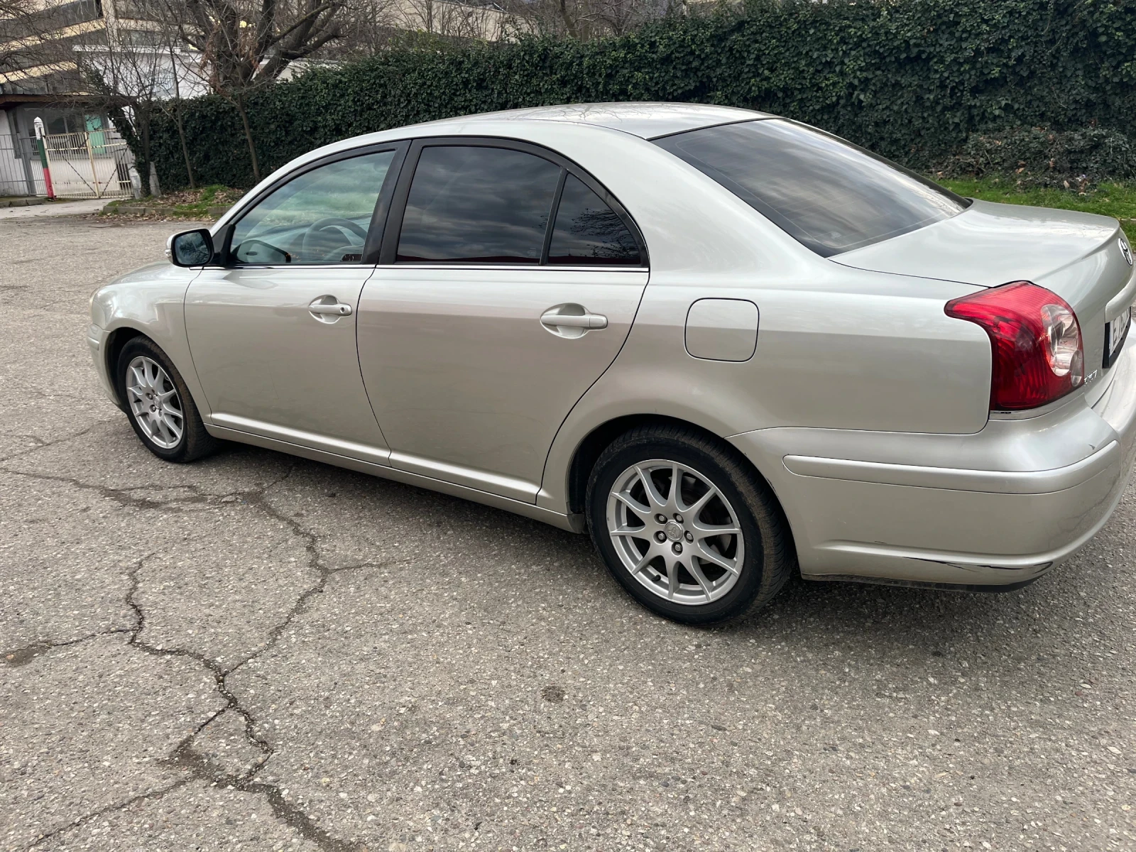 Toyota Avensis D4d Fase Lift, снимка 7 - Автомобили и джипове - 53851444