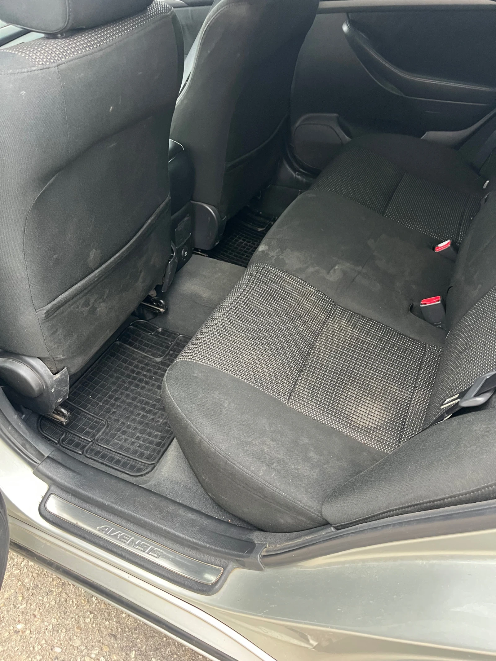 Toyota Avensis D4d Fase Lift, снимка 10 - Автомобили и джипове - 53851444