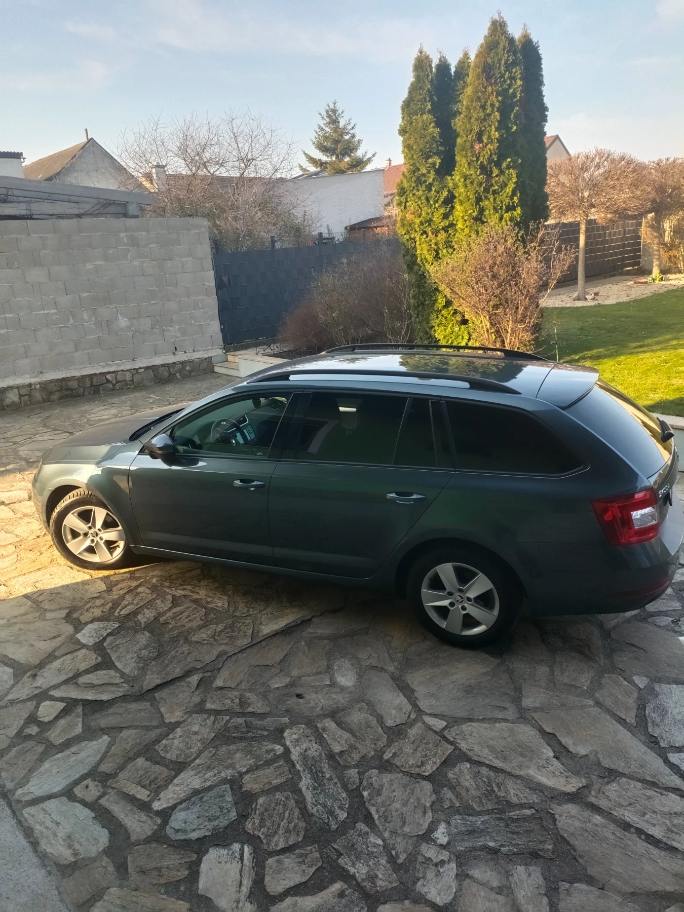 Skoda Octavia, снимка 2 - Автомобили и джипове - 54072008