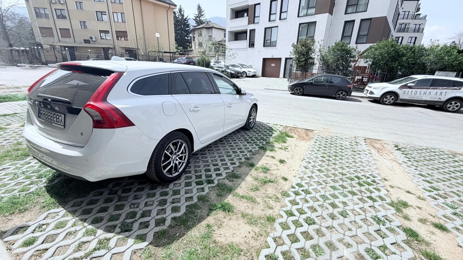 Volvo V60, снимка 5 - Автомобили и джипове - 54180482